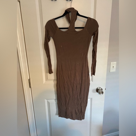 Naked Wardrobe choker midi dress - taupe - Picture 3 of 5